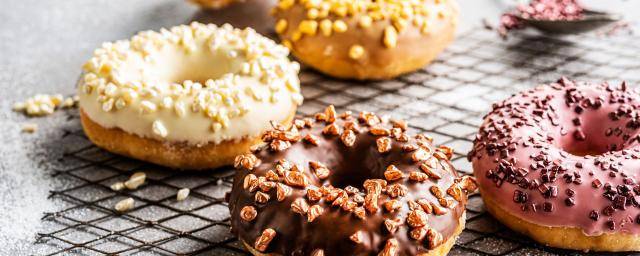 Shiny-sprinkles-donuts