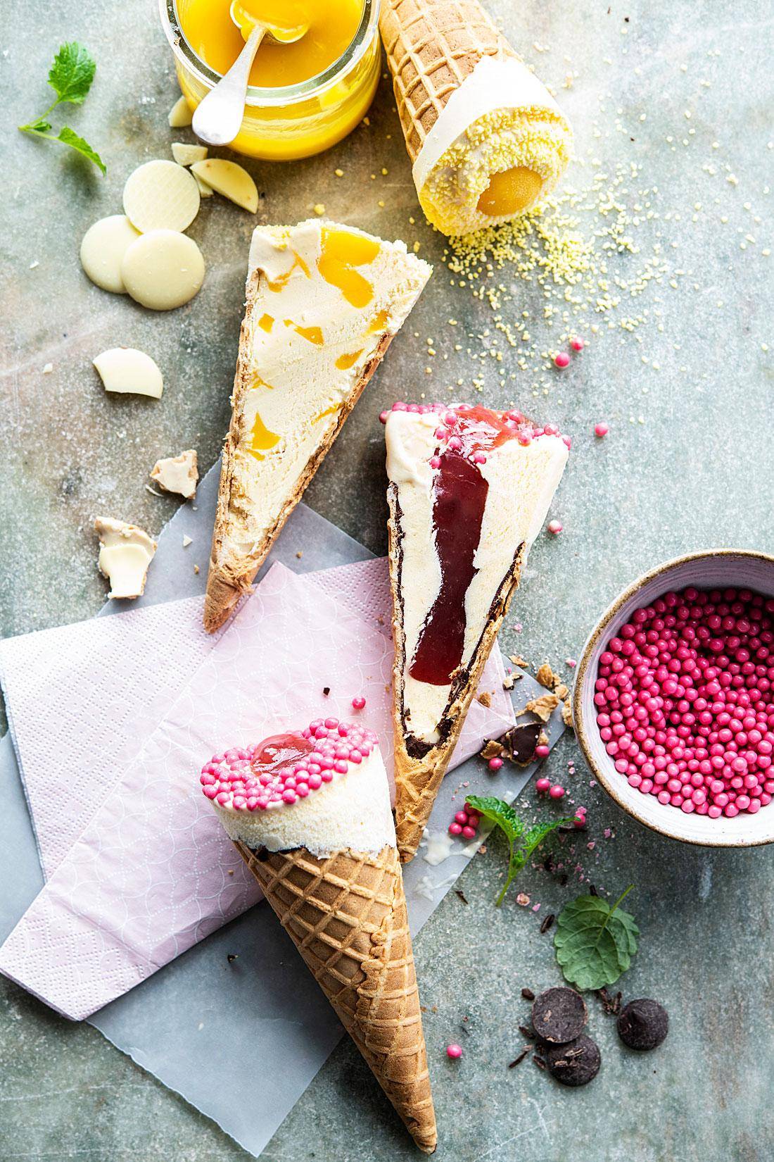 Ice cream fillings, sauces and compound coatings