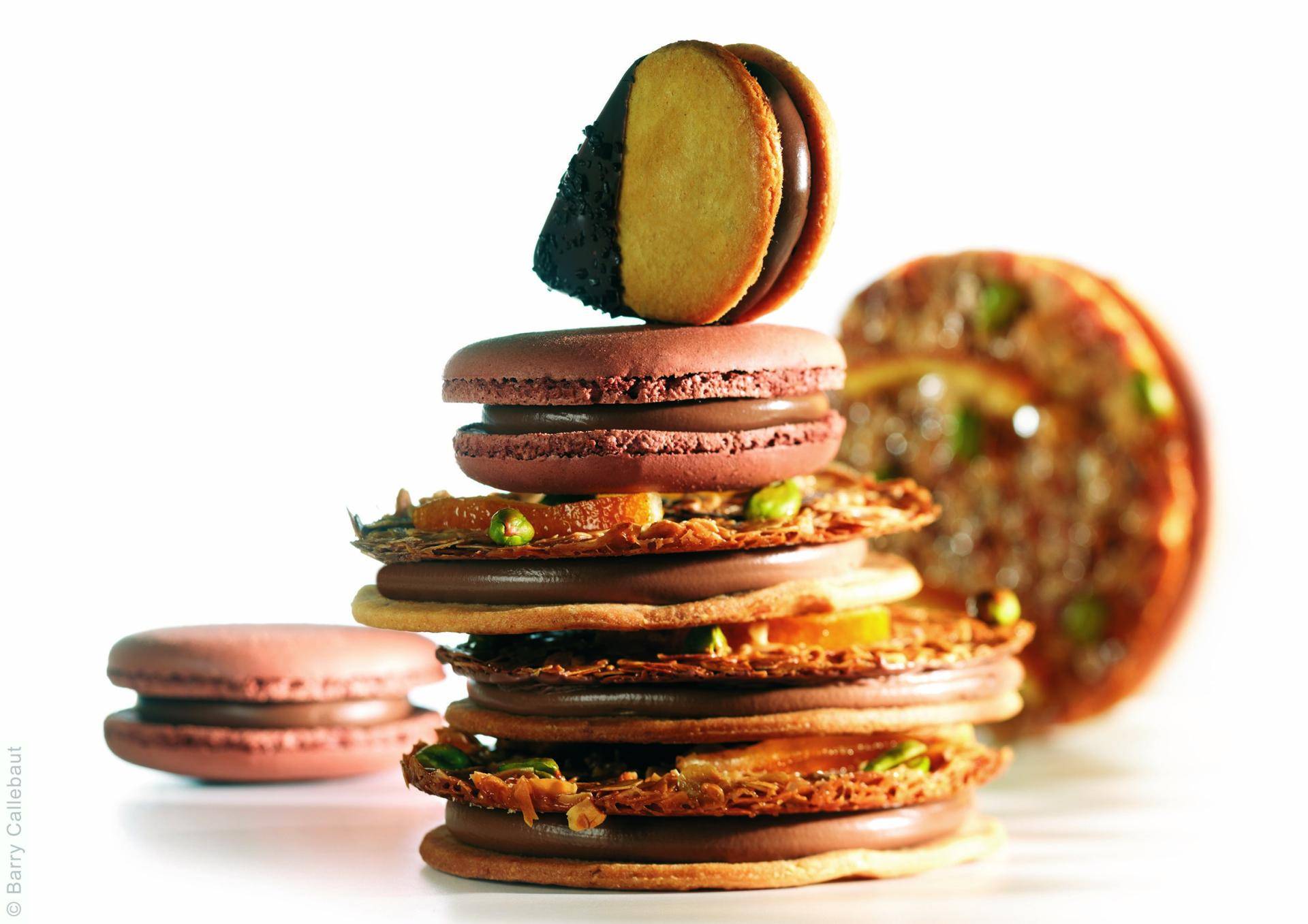 Biscuits with fillings