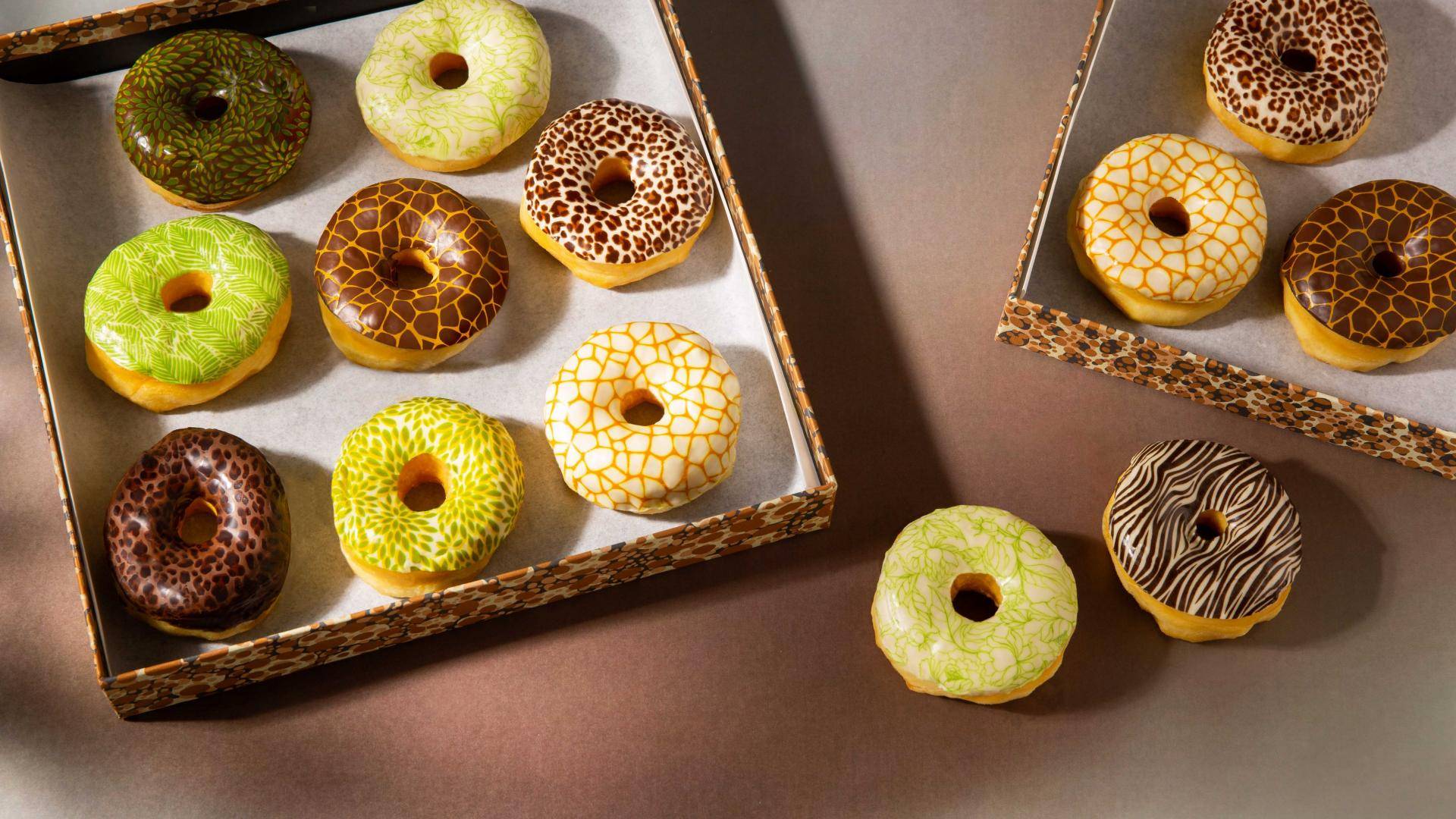 Donuts with printed glazing