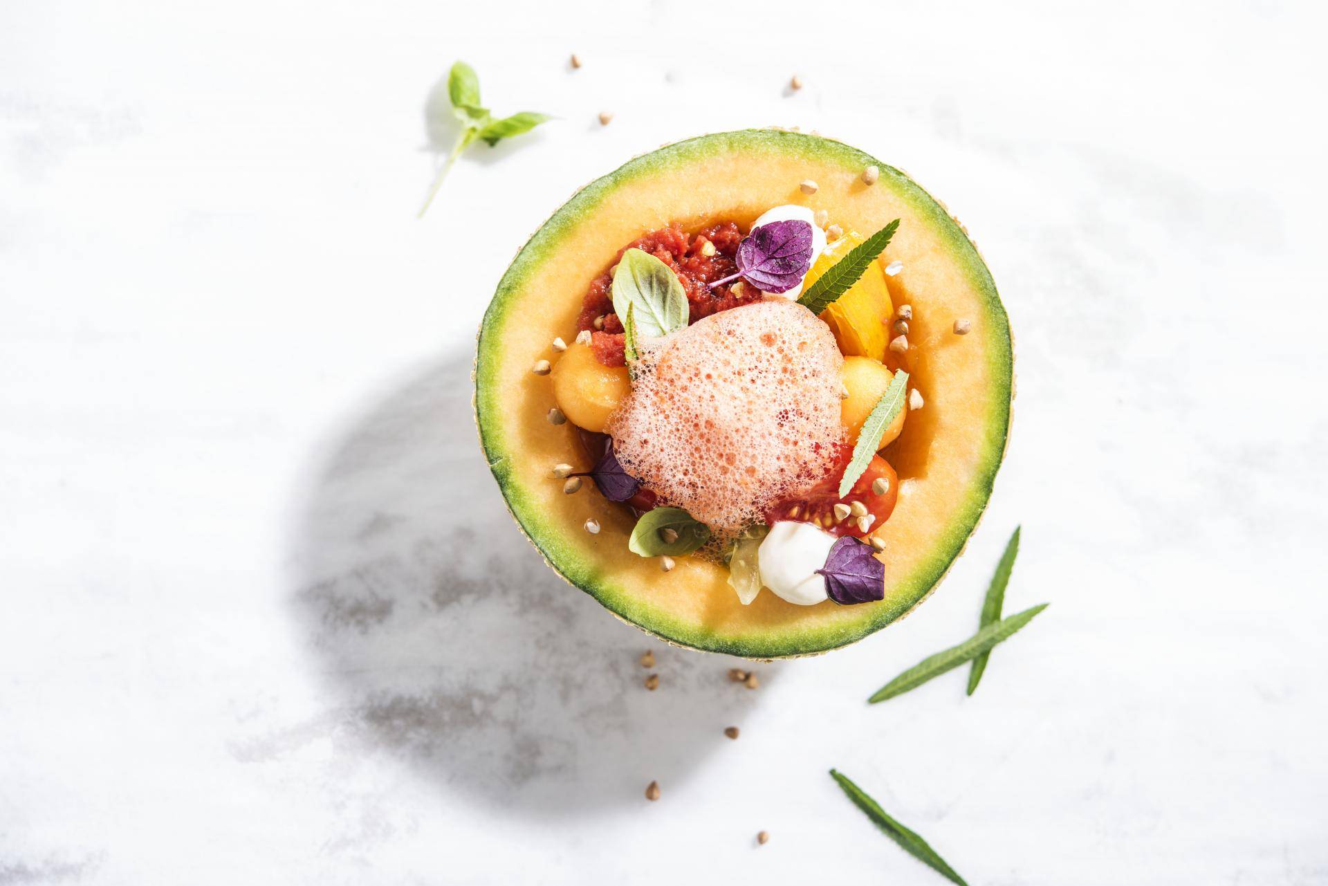 Cantaloupe with melon made with cacaofruit ingredients
