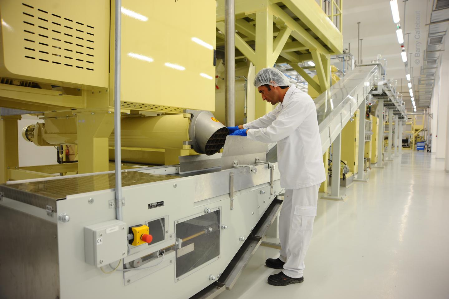 first chocolate factory in turkey