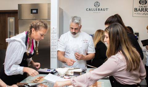 The new CHOCOLATE ACADEMY™ Center** in Banbury