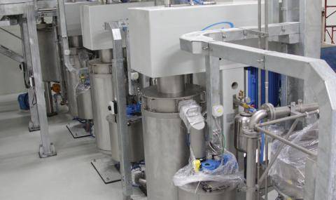 Ballmill for chocolate production