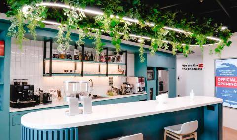 Barry Callebaut's Asia Pacific Headquarters: Working Cafe