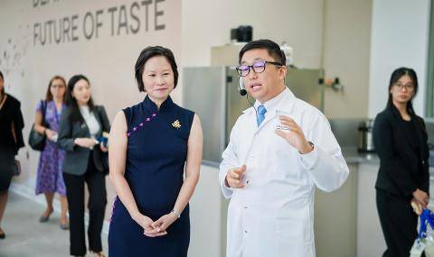 5. VIP guests touring the Confectionery Lab, one of the core components of the Callebaut Global Innovation Center, where chefs, artisans, and customers co-create chocolate applications