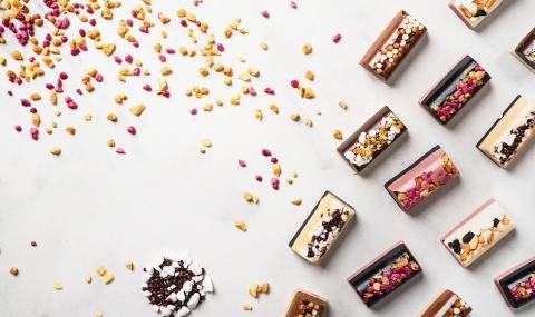 Chocolate confectionery - multi-sensorial mini bars