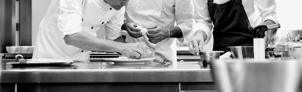 Casa Manolo chefs Working