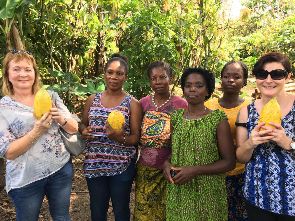 Women cocoa farmers in Côte d'Ivoire