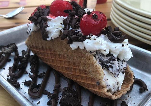 Ice cream tacos from the Dessert Dealer in Chicago, IL.