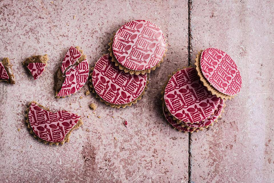 Ruby chocolate biscuits with a ruby chocolate print