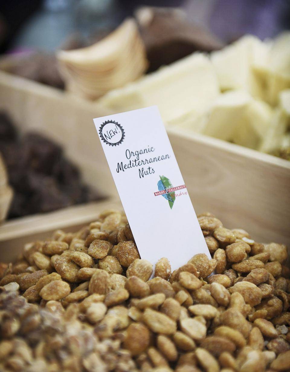 Organic caramelized nuts