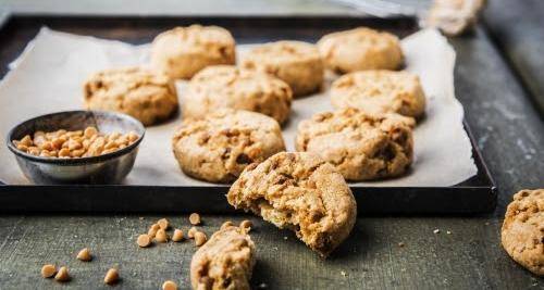 Chocolate chips cookies with caramel chips