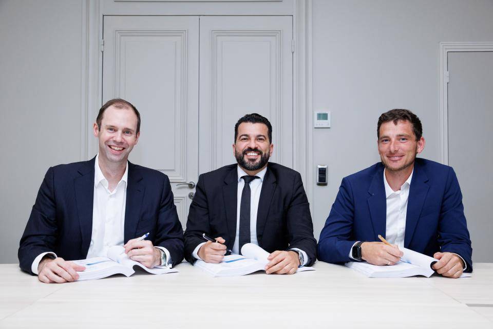 Signing of partnership between Barry Callebaut and Attelli SARL in October 2022