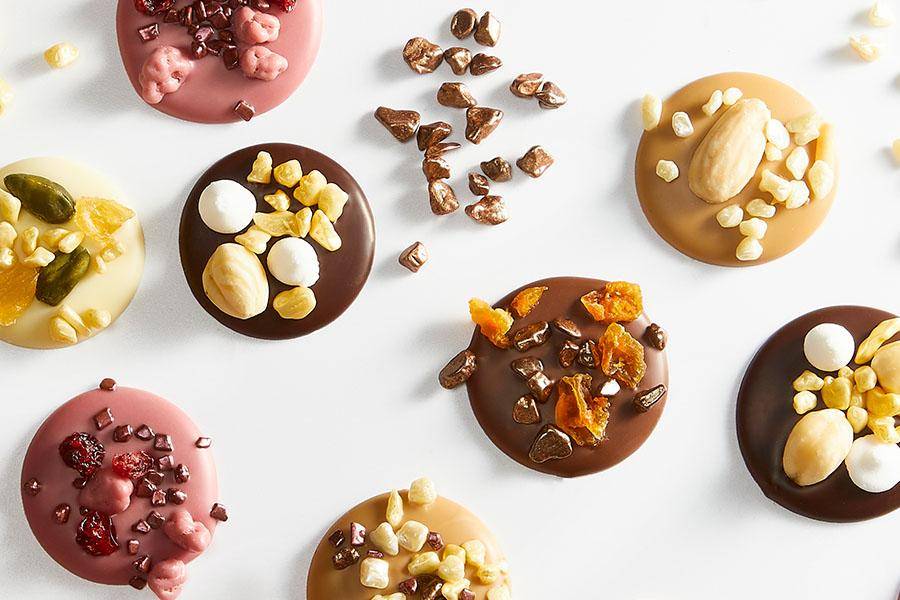 Metallic sprinkles mendiants