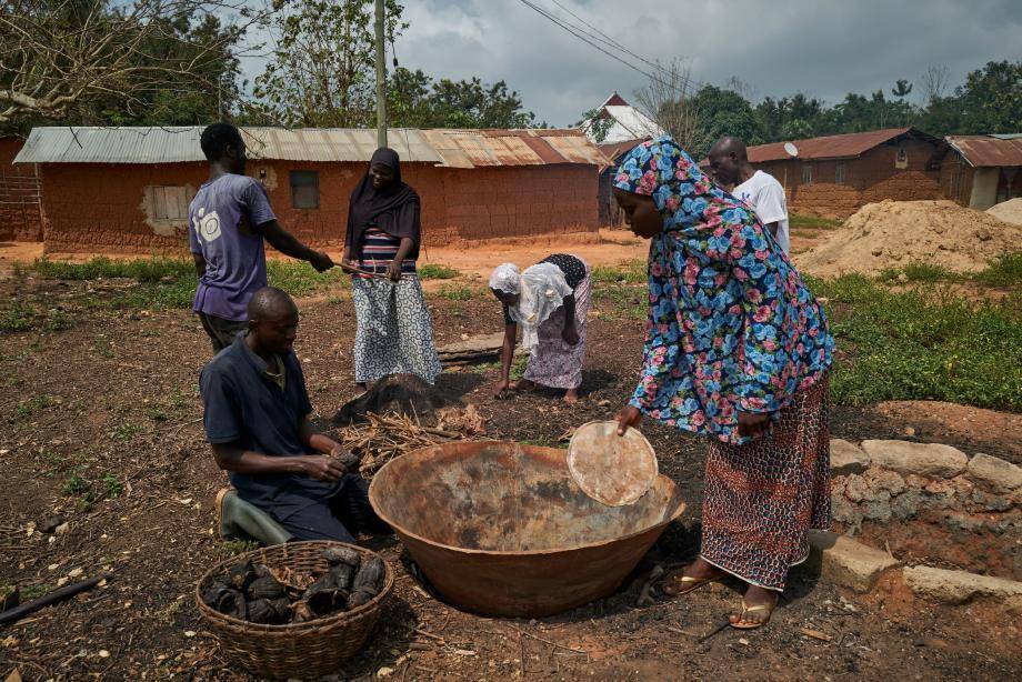 Ghana Farmers producing biochar