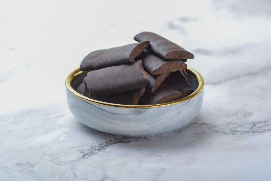 dark cocoa liquor, dark cocoa mass, dark chocolate, dark cocoa, dutch cocoa, dutched chocolate