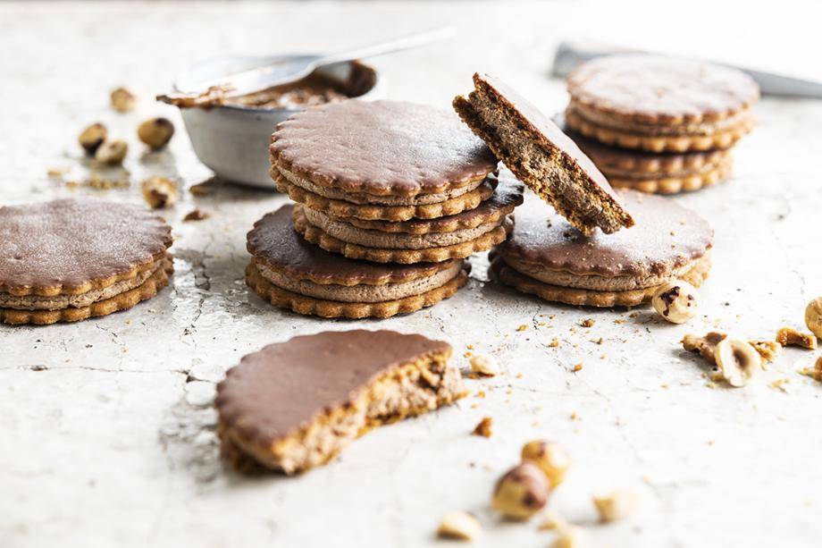 Crunchy Hazelnut Sandwich Plant-Craft
