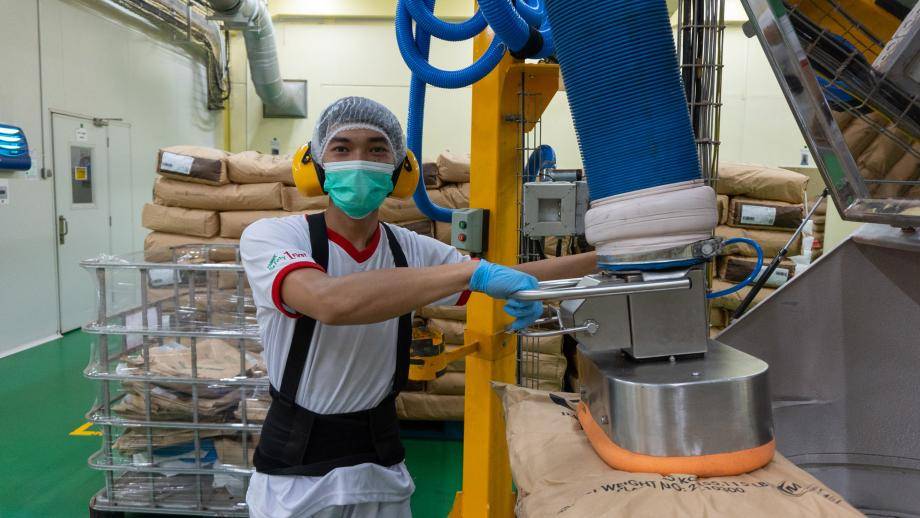 Barry Callebaut Rancaekek chocolate factory process