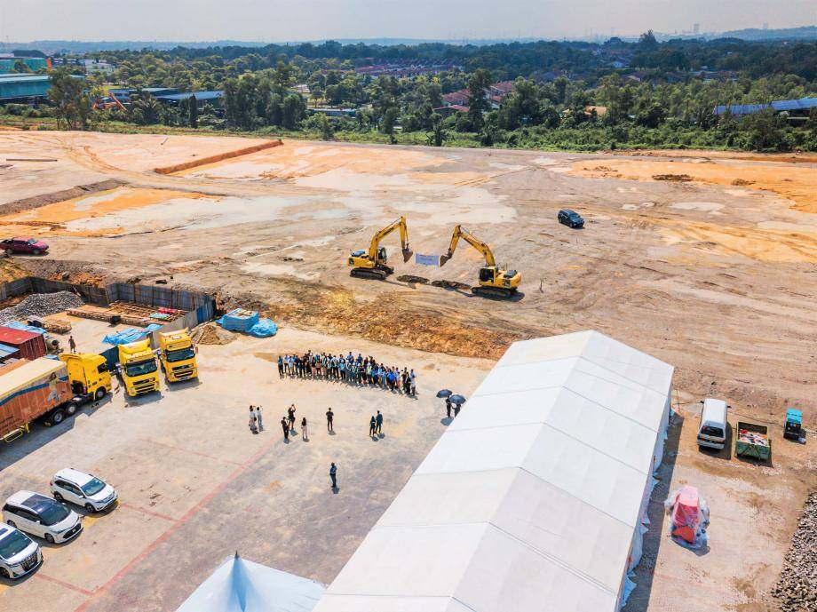 The new multi-storey facility spans across more than half a million square feet and will be one of the largest cocoa bean warehouses in Southeast Asia.