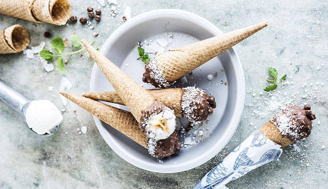 Ice cream cones with a smooth caramel central filling