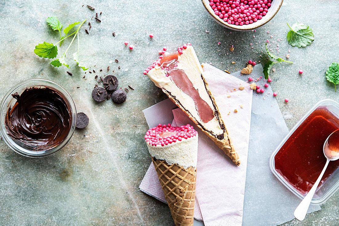 Ice cream cones compound coatings spraying