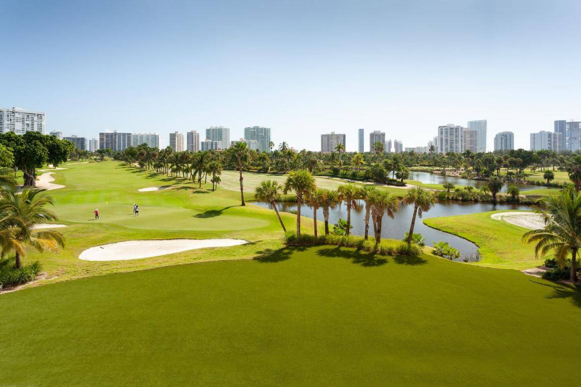 corsair lawn on golf course