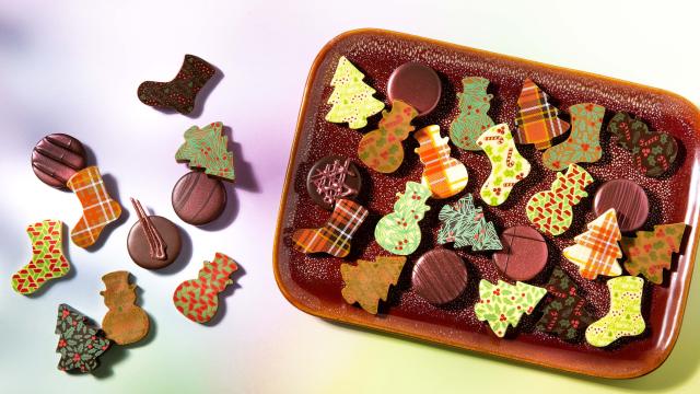 Christmas pralines in various shapes and prints