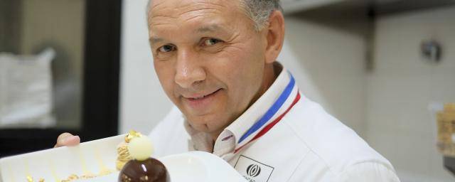 Philippe Bertrand, MOF, with his dessert creation - the Paris-Brest.