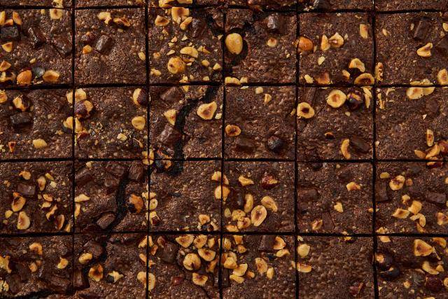 brownies with nuts