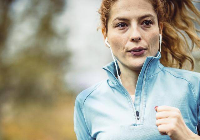 woman jogging