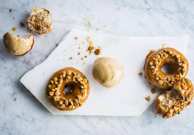 Bakery and pastry donut fillings